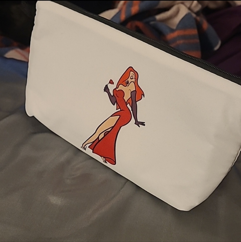 Jessica Rabbit Makeup Bag - Picture 5 of 7
